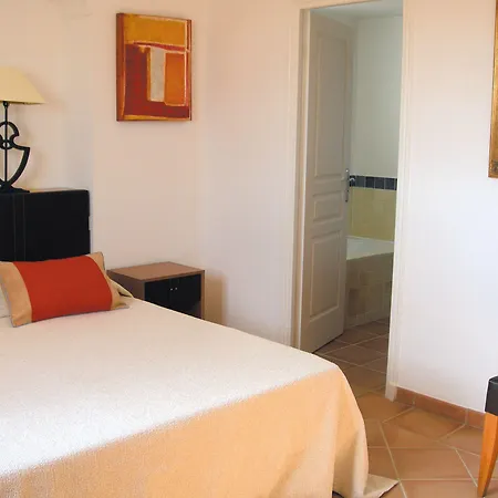 Lagrange Carre Beauchene Holiday park Sainte-Maxime