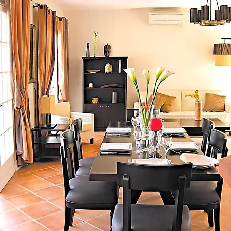 Residence Lagrange Vacances Villas Le Carre Beauchene 圣马克西姆