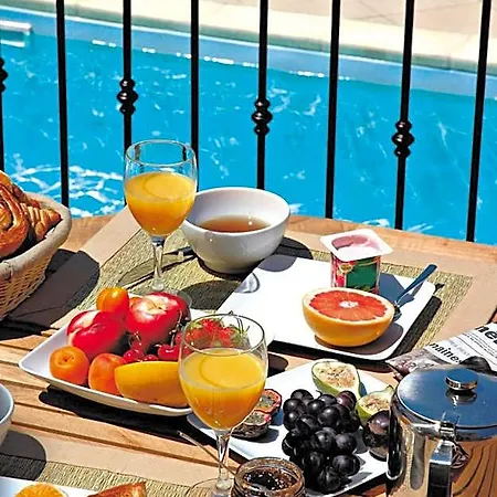 假日公园 Residence Lagrange Vacances Villas Le Carre Beauchene 3*