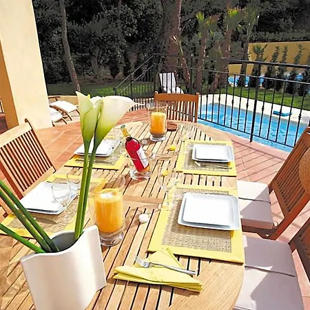 假日公园 Residence Lagrange Vacances Villas Le Carre Beauchene 圣马克西姆