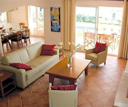 Village de vacances Lagrange Carré Beauchêne 3*